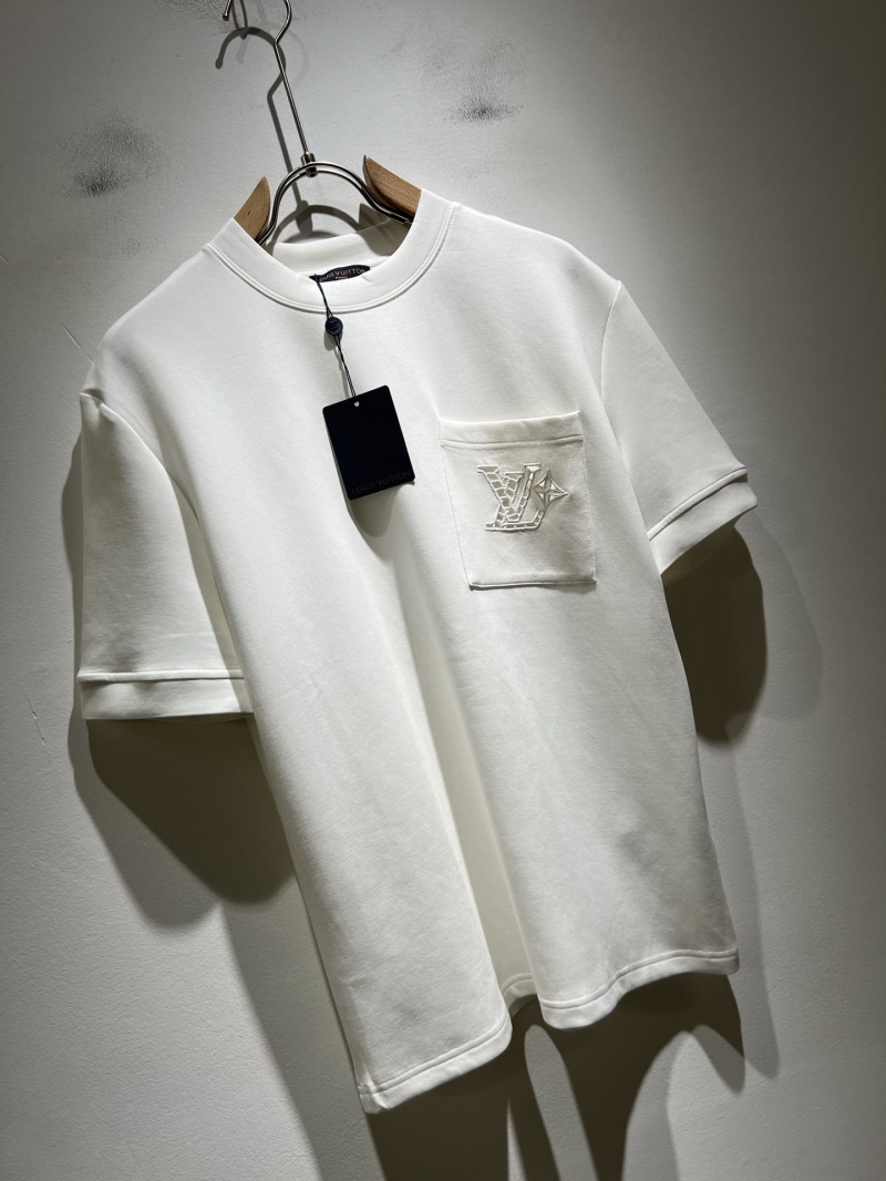 l0vis Vvtt0n t-shirt